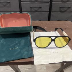 Gucci Mens Sunglasses 