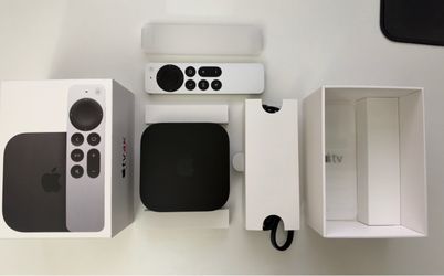Apple TV 4K (3rd generation) Wi-Fi + Ethernet [Like New; all accessories included]