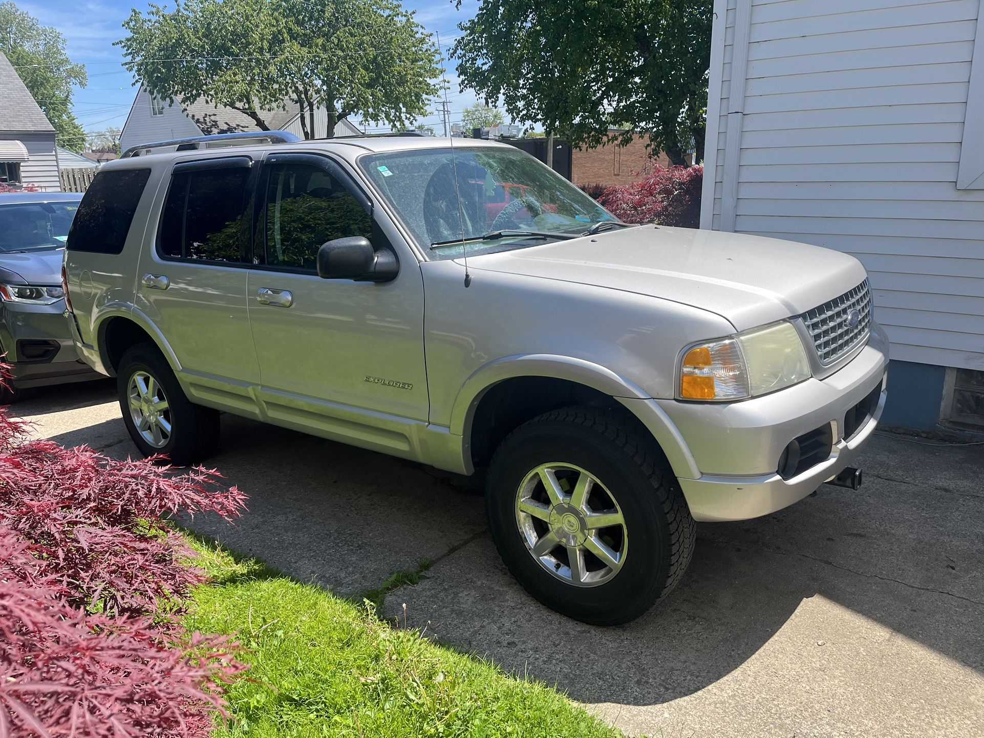 2004 Ford Explorer