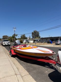 84 crusader outboard boat