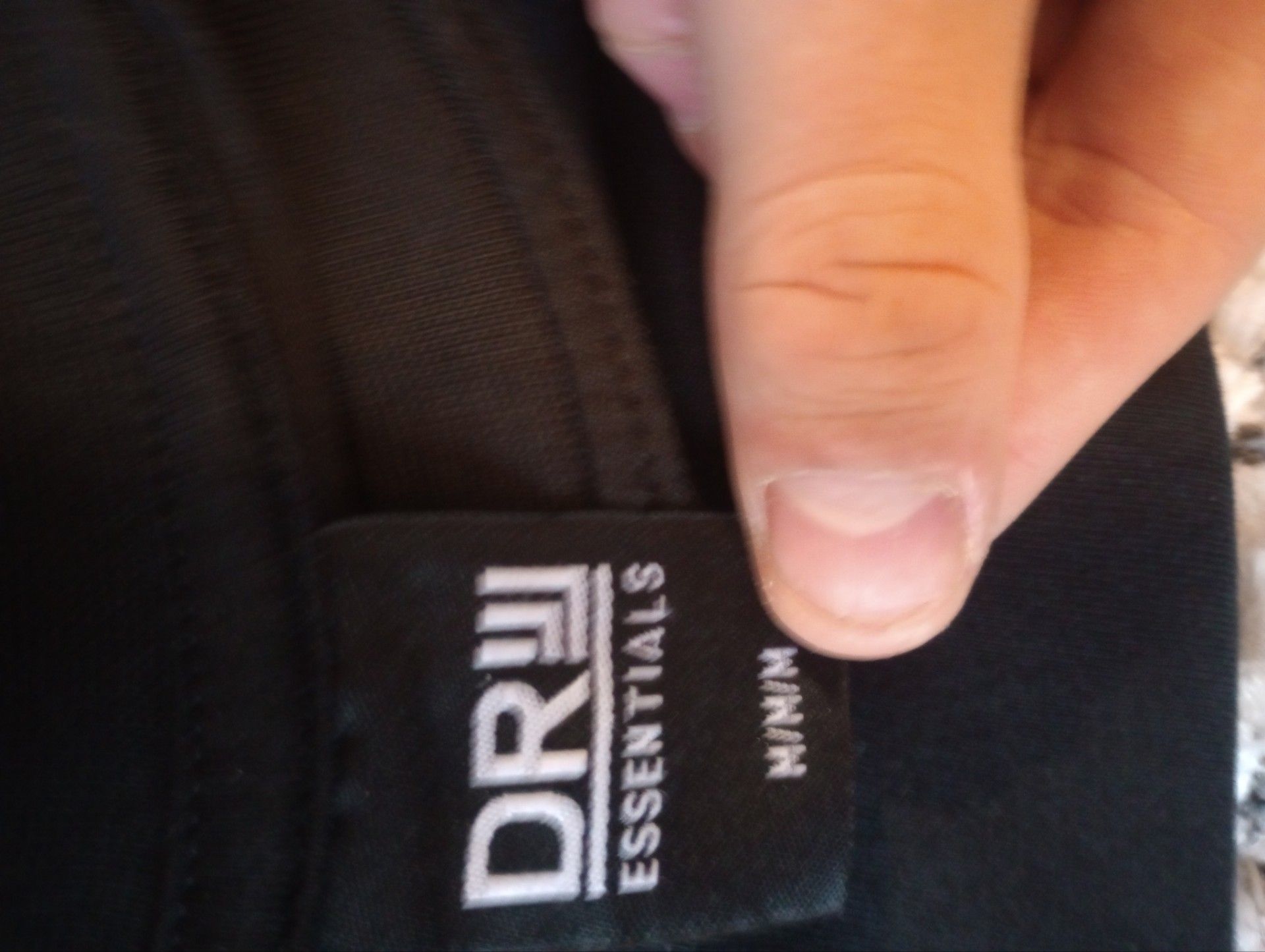 Dr Essentials black mens medium
