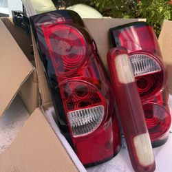 Head Light Tail Light Rear Brake Light 2500 Sierra 2001