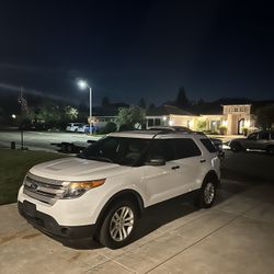 2015 Ford Explorer