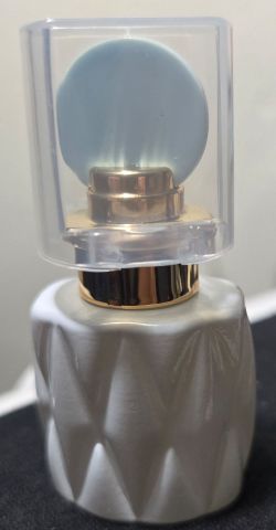 Miu Miu Fleur De Lait 7ml mini dabber