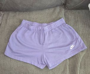 Nike shorts size Large