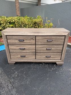 6-Drawer Double Dresser Gray Wood Finish