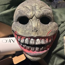Scary Mask 
