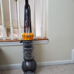 Dyson DC40 Origin Upright Vacuum Cleaner

