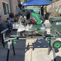 Hitachi 10” Sliding Mitre Saw With Stand Minimal Use