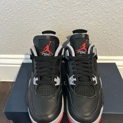 Nike Air Jordan Retro Bred 4 Reimagined FQ8213-006 GS Size 5.5Y / Women's 7 NEW 