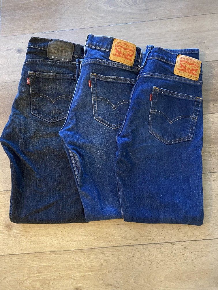 Men's Levi's Jeans (32W_32L) $12 Each