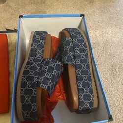 Gucci Slides Size 39 