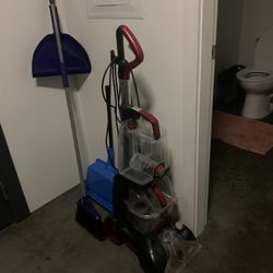  Carpet Shampooer In GREAT Working Condition