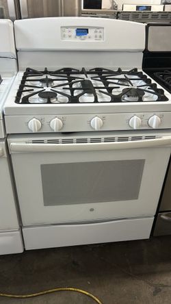 GE Gas Stove