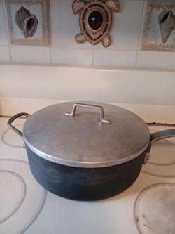 Magnalite GHC Huge 12" Professional Skillet, 4" Deep, w/Lid