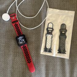 Apple Watch Series 3. Very good condition. Unlocked. Only works with iPhone 6 To iPhone 11