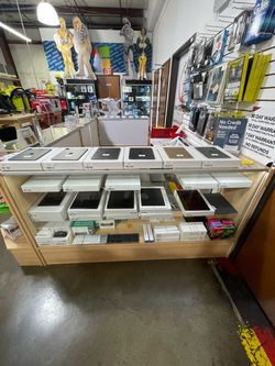 iPads Restocked!! iPad Pro 10.5” 11” 12.9” (Prices & Models Vary)
