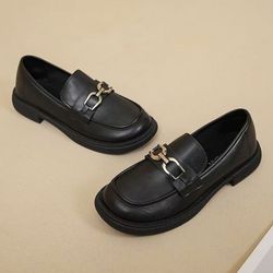 Ladies' casual moccasins
