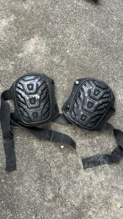 Knee pads
