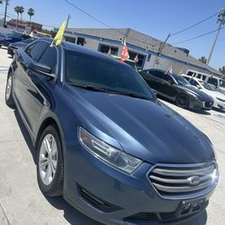 2019 Ford Taurus