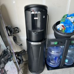 Crystal Mountain Hot & Cold Water Dispenser – Like New