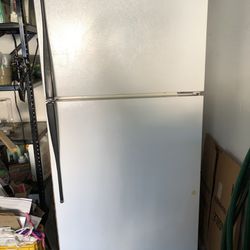 GE Full Sized Refrigerator And Freezer