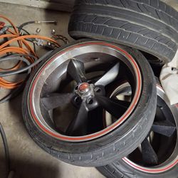 Camaro tires and wheels