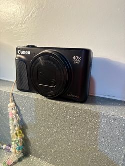Canon PowerShot SX740 HS Digital Camera