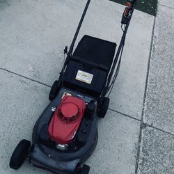 Honda Commercial Gas Chainsaw 