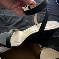 Black Tie Up Short Heel 