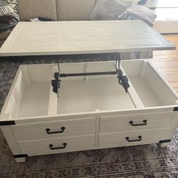 Coffee Table With Storage And Lift