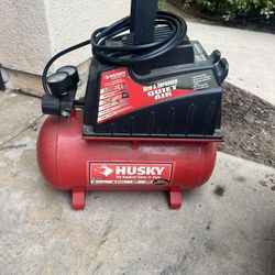 Air Compressor And Shop vac Combo 