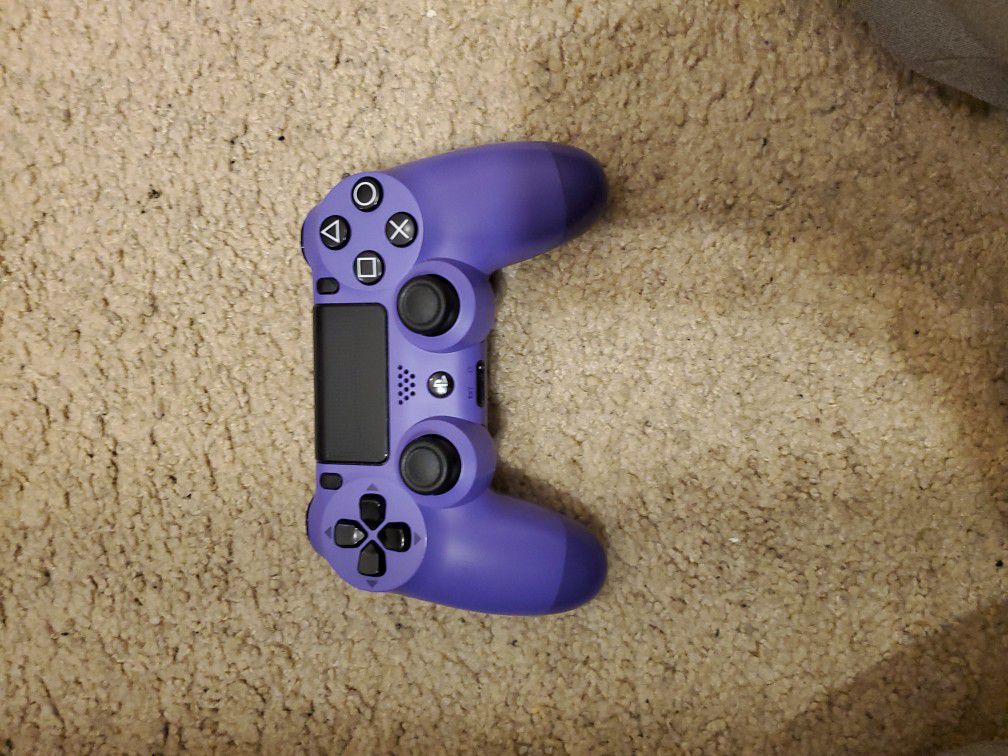 PS4 Controller (Purple)