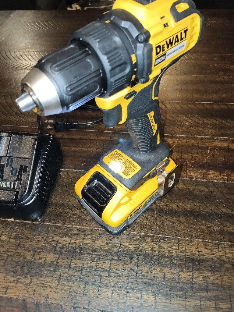 DEWALT 20V DRILL DRIVER KIT