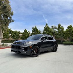 2018 PORSCHE MACAN GTS