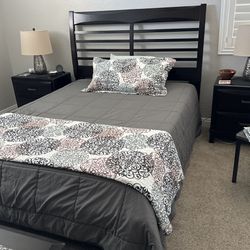 Queen Bedroom Set 