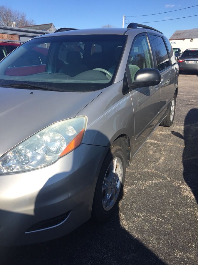2006 Toyota Sienna 100k Miles