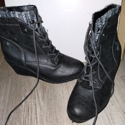 Women's Boots