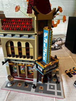 LEGO Palace Cinema 10232 Retired Set