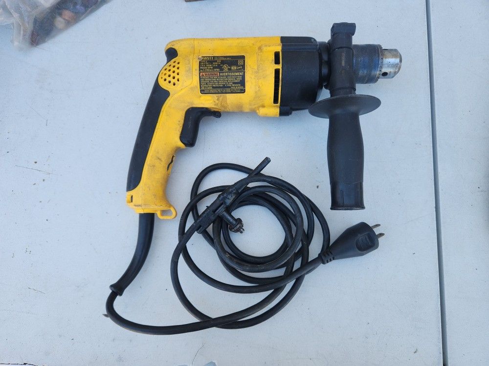 Dewalt DW511 Type 3 VSR Hammer Drill with Chuck Key