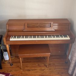 Piano- PRICE DROP - Wurlitzer Brand- Perfect Working Condition