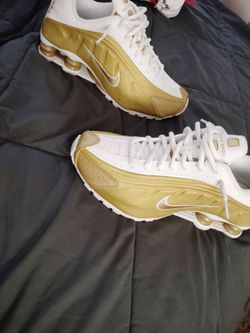 Nike shox size 6.5Y
