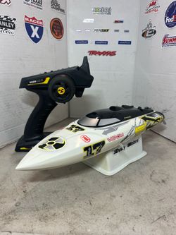 Rc Atomik Brushless RTR Boat not traxxas arrma tekno axial kyosho