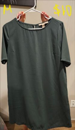 Ropa / Dress