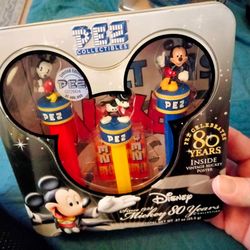 DISNEY 80 YEARS CELEBRATING MICKEY LIMITED EDITION PEZ COLLECTION NEW FROM YEARS AGO
