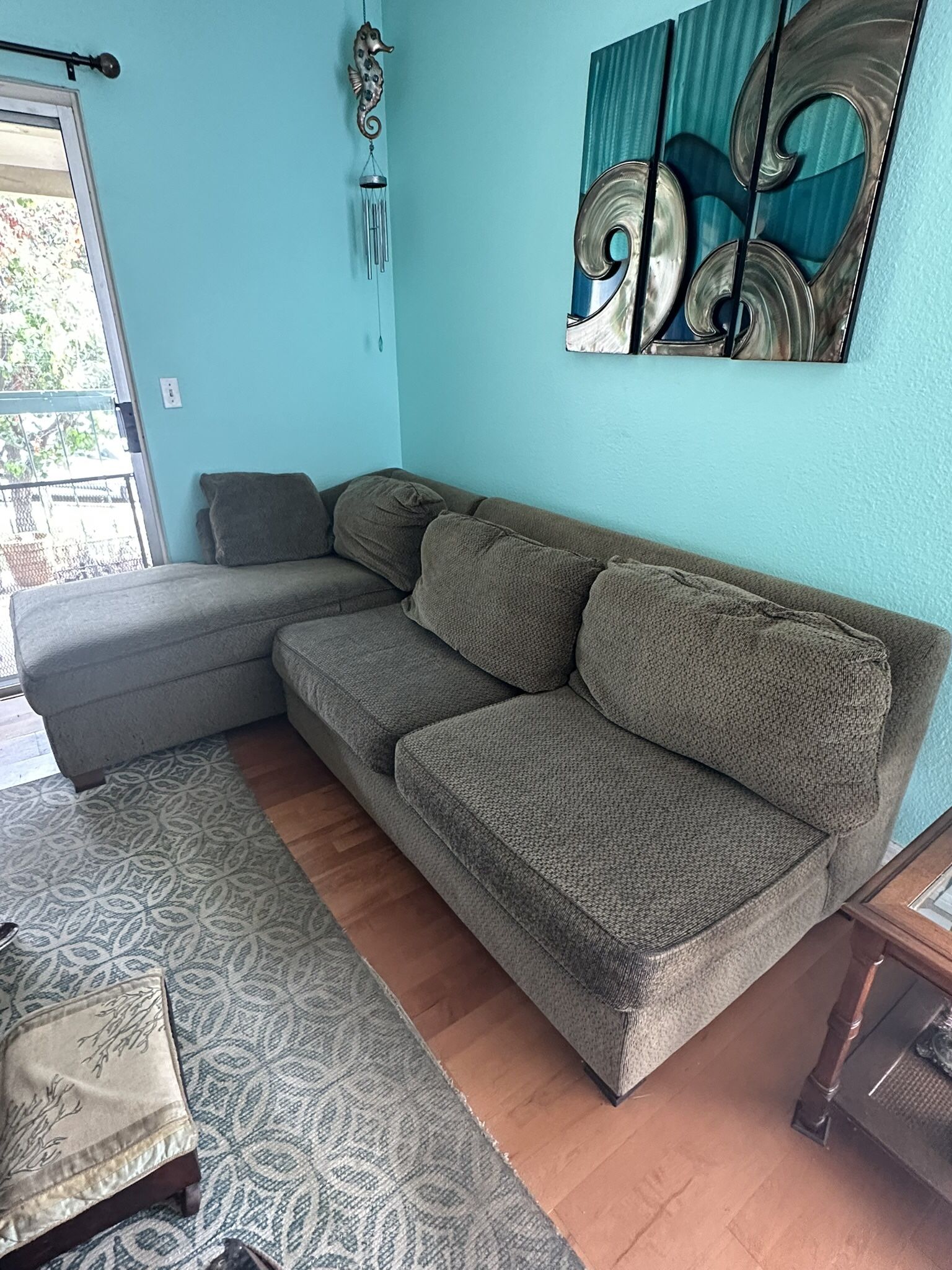 Sofa With Chaise