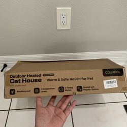 Outdoor Heated Cat House
