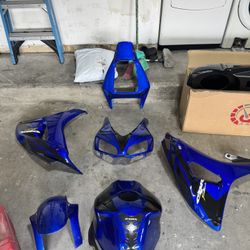 06-07 CBR1000rr Fairings