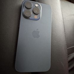 iPhone 15 Pro 128GB Blue Titanium 