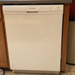 Dishwasher 